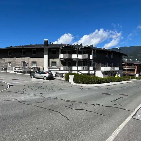 Lasch In Adler Including The Zell Am Summer Card 公寓